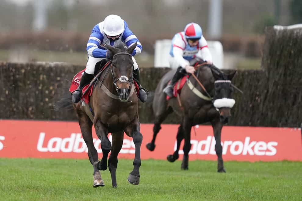 Bryony Frost and Frodon led their rivals a merry dance at Kempton
