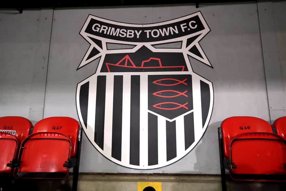 Grimsby and Oldham shared a goalless draw