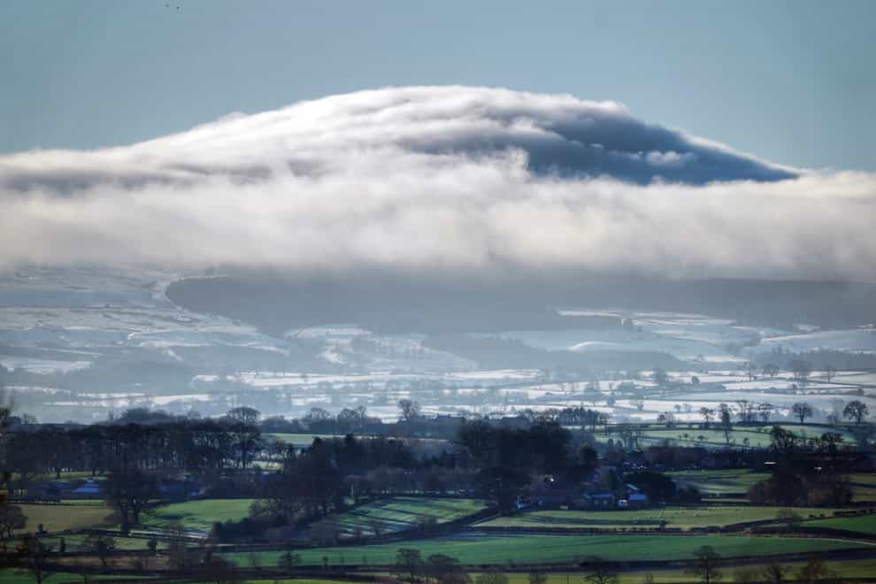 Orographic clouds above the Pennines