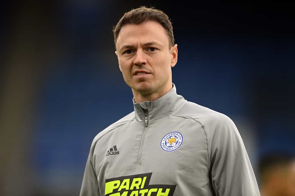 Jonny Evans extended his stay with Leicester on Thursday and now has a contract until the summer of 2023