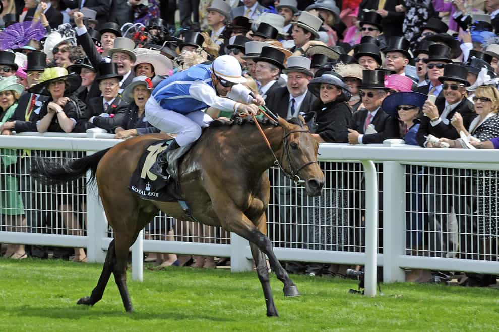 Goldikova winning the Queen Anne Stakes at Royal Ascot