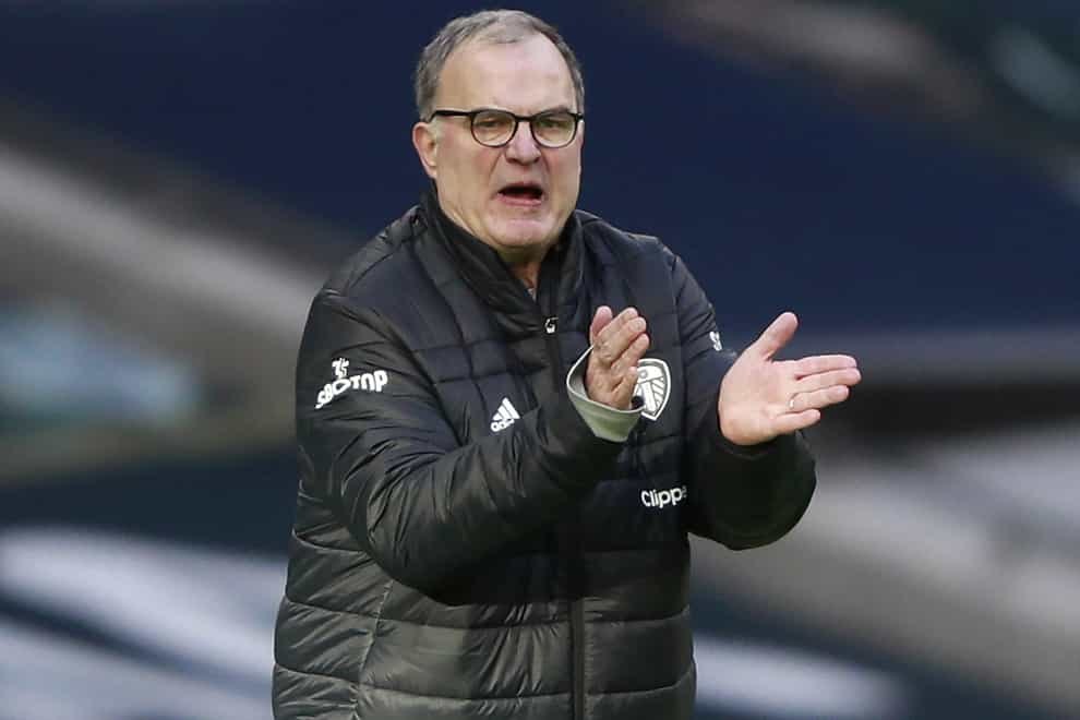<p>Leeds boss Marcelo Bielsa recognises the moral need to suspend the football season in England</p>