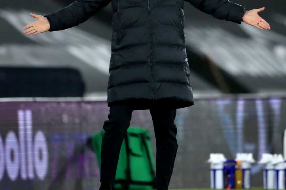 Liverpool manager Jurgen Klopp gestures on the touchline