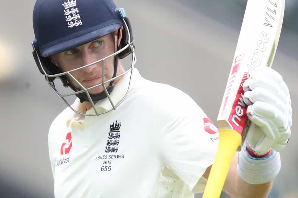 Joe Root hit an unbeaten 137 as England reached tea at 252 for six in the second Test against Sri Lanka