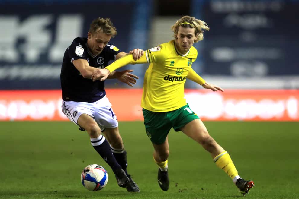 Millwall’s Maikel Kieftenbeld and Norwich’s Todd Cantwell battle for the ball