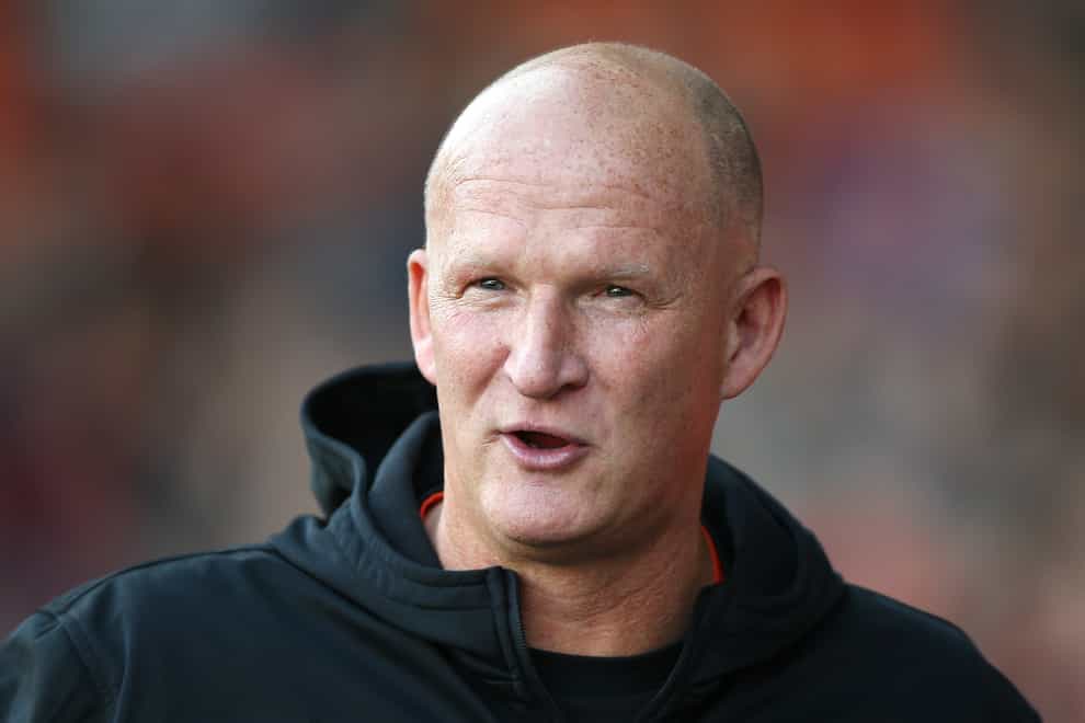 Simon Grayson's first game in charge of Fleetwood ended in a goalless draw