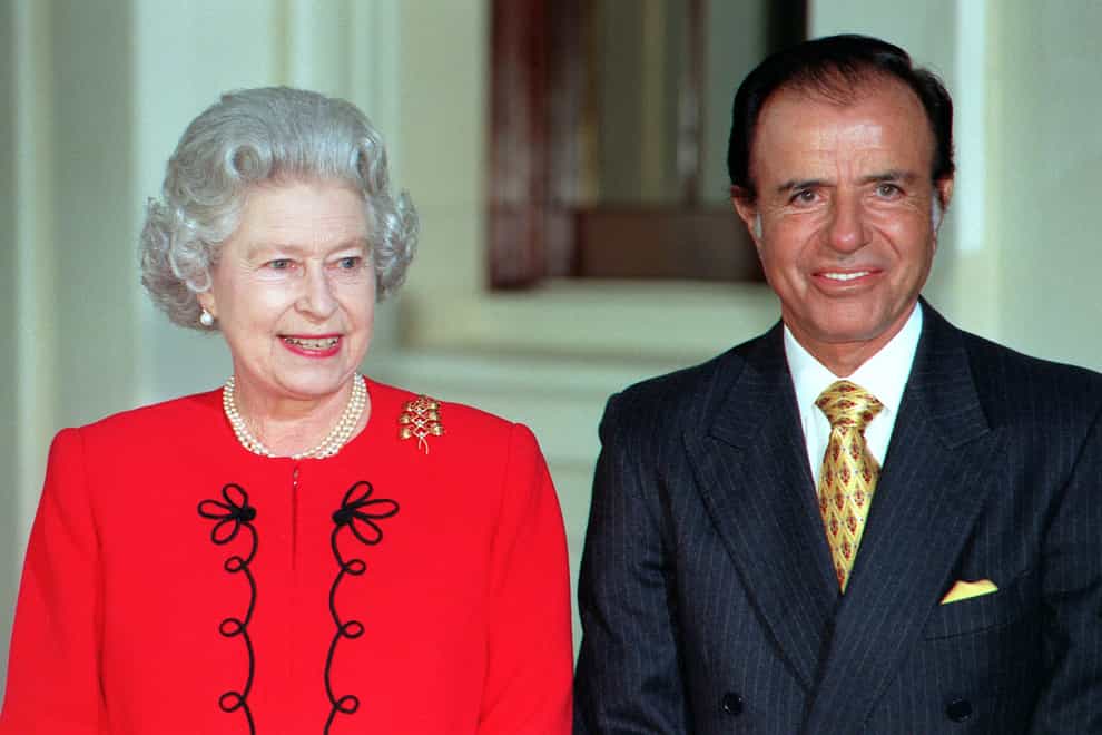 The Queen welcomes then Argentinian President Carlos Menem to Buckingham Palace (PA)