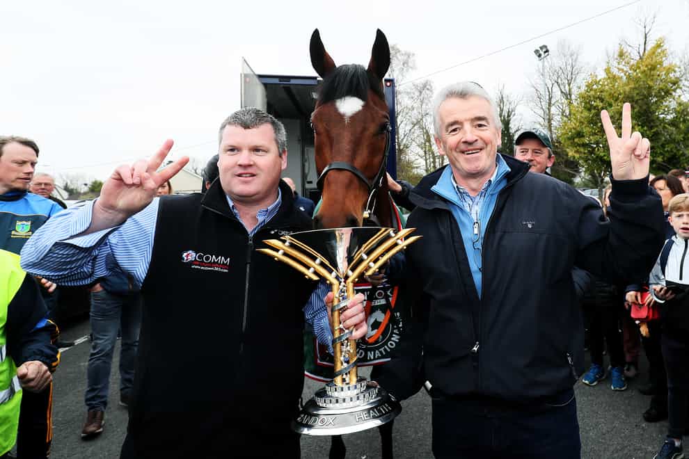 Gordon Elliott (left) with Michael O'Leary and Tiger Roll