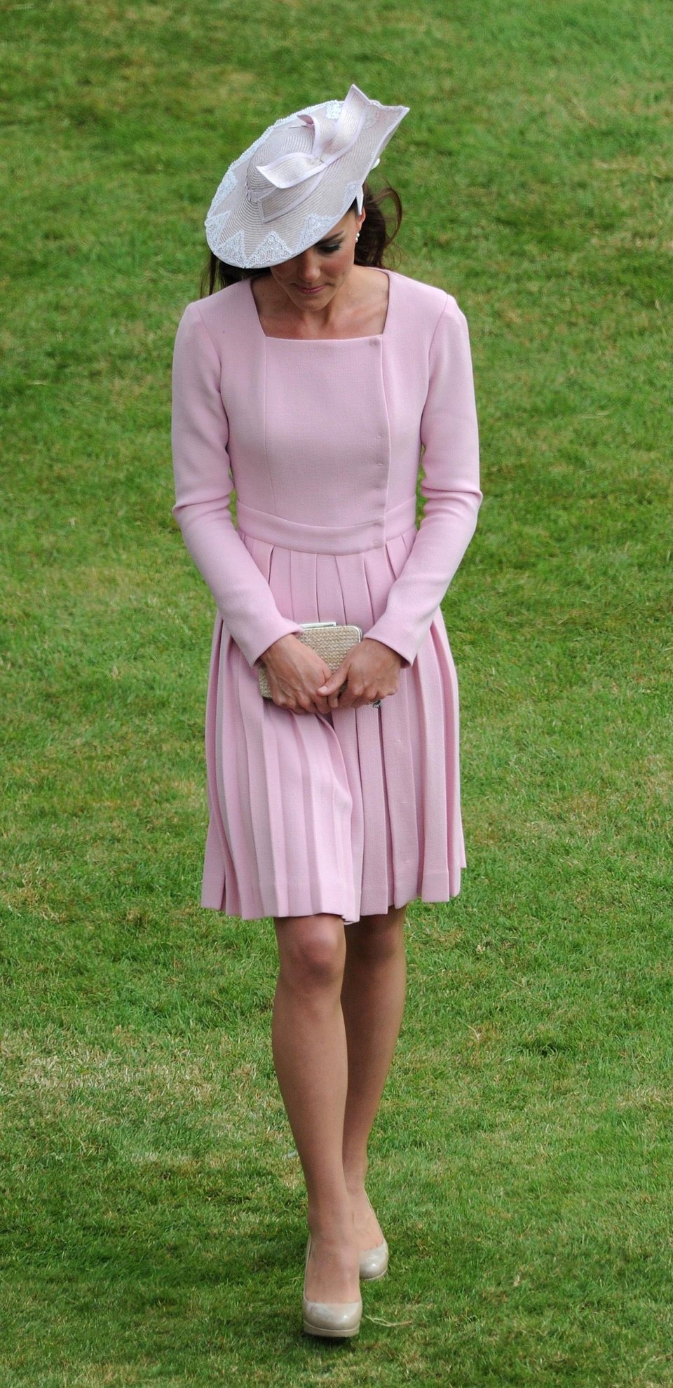 The Duchess of Cambridge attends a garden party at Buckingham Palace, London.