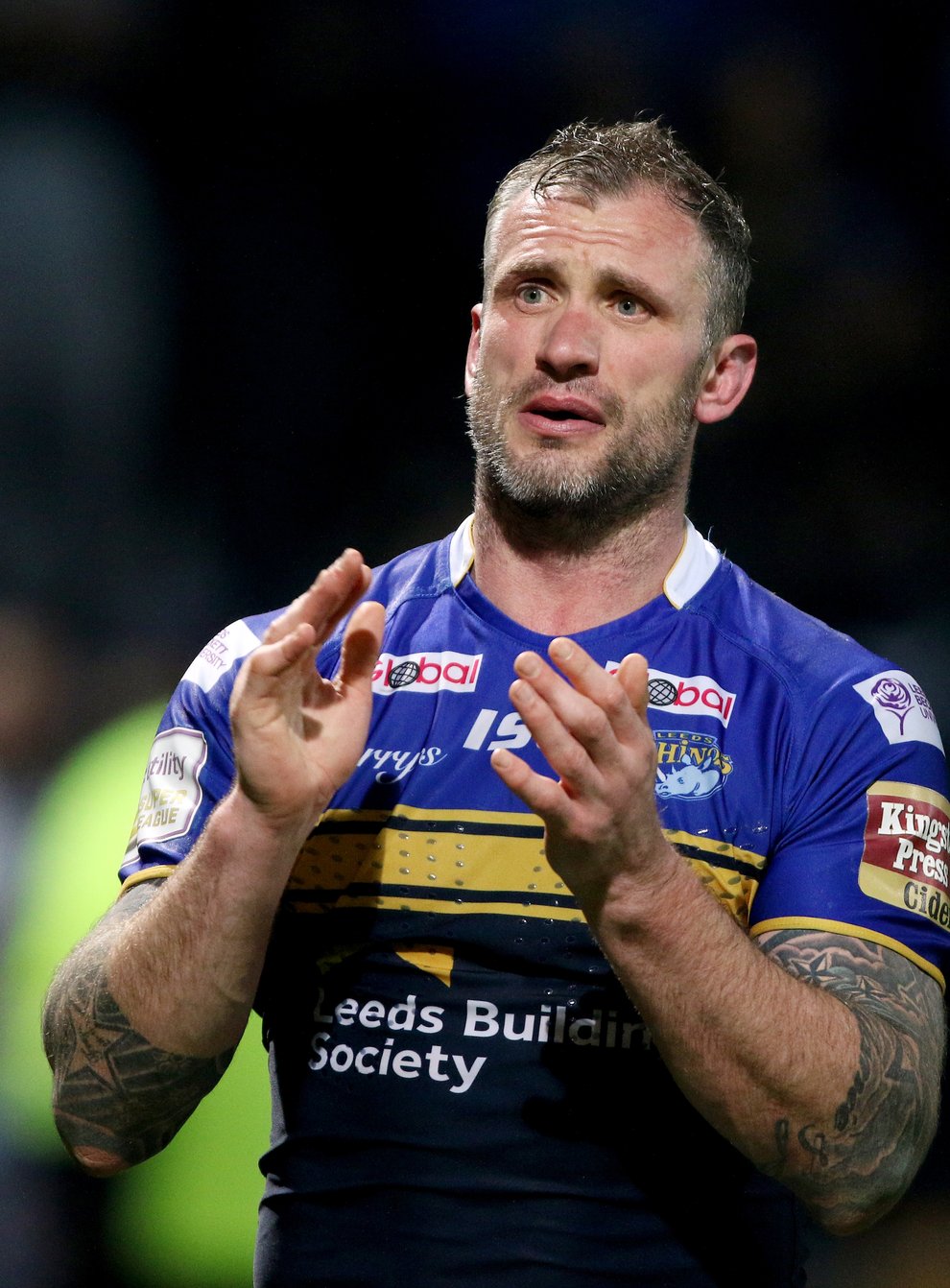 Leeds' Jamie Peacock acknowledges the crowd on his final home appearance
