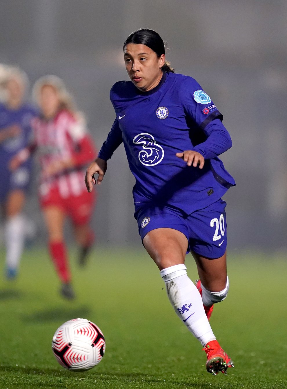Sam Kerr, pictured, helped Chelsea move back to the top of the Women's Super League