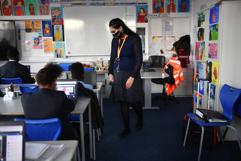 A class at the Jewellery Quarter Academy in Birmingham