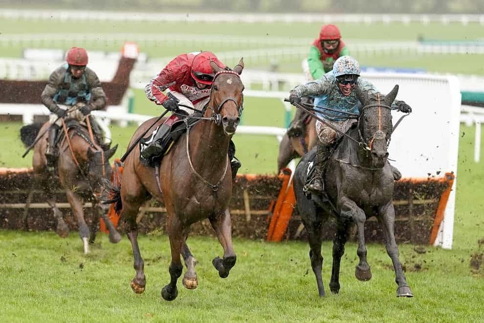 The Shunter (right) coming to win the Greatwood