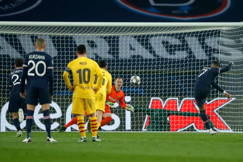 Lionel Messi watches Kylian Mbappe score for Paris St Germain