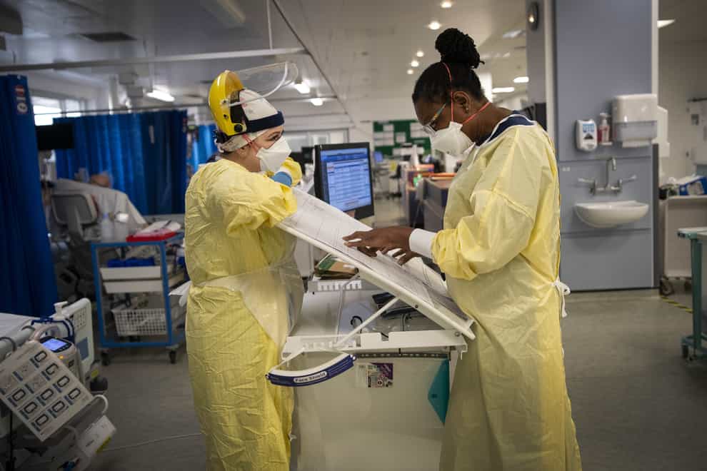 Nurses wearing PPE