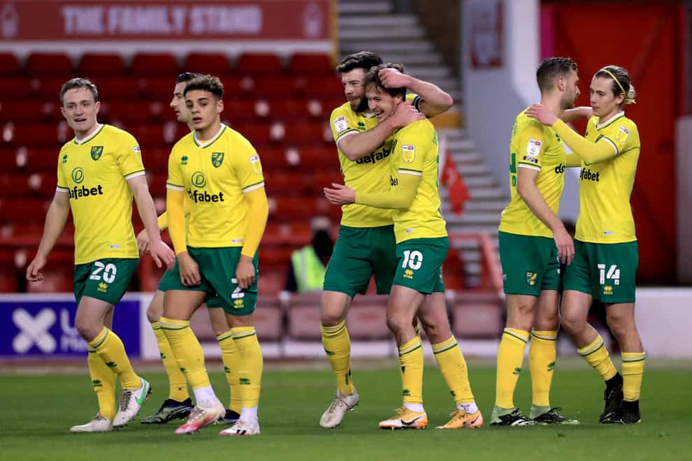 Norwich players celebrate Kieran Dowell's goal
