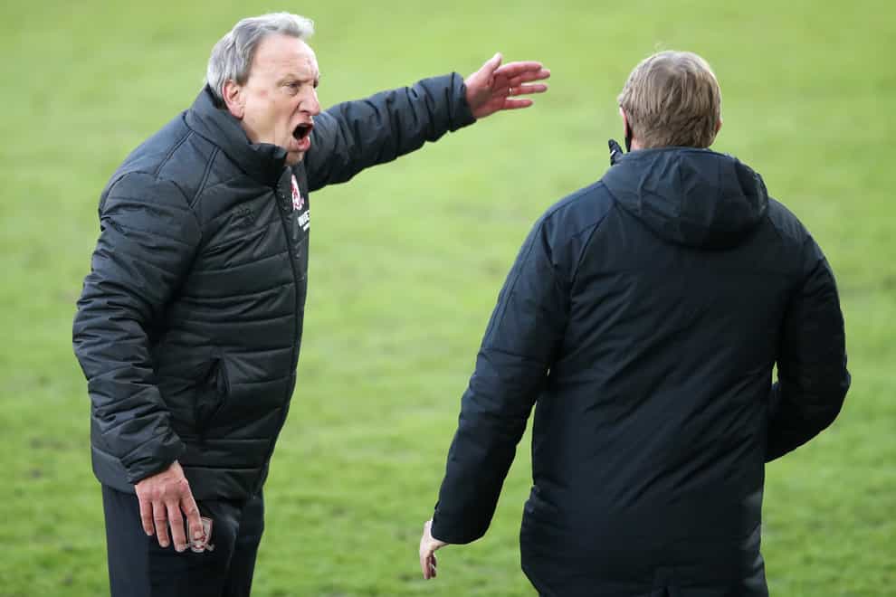 Neil Warnock appeals to fourth official Trevor Kettle