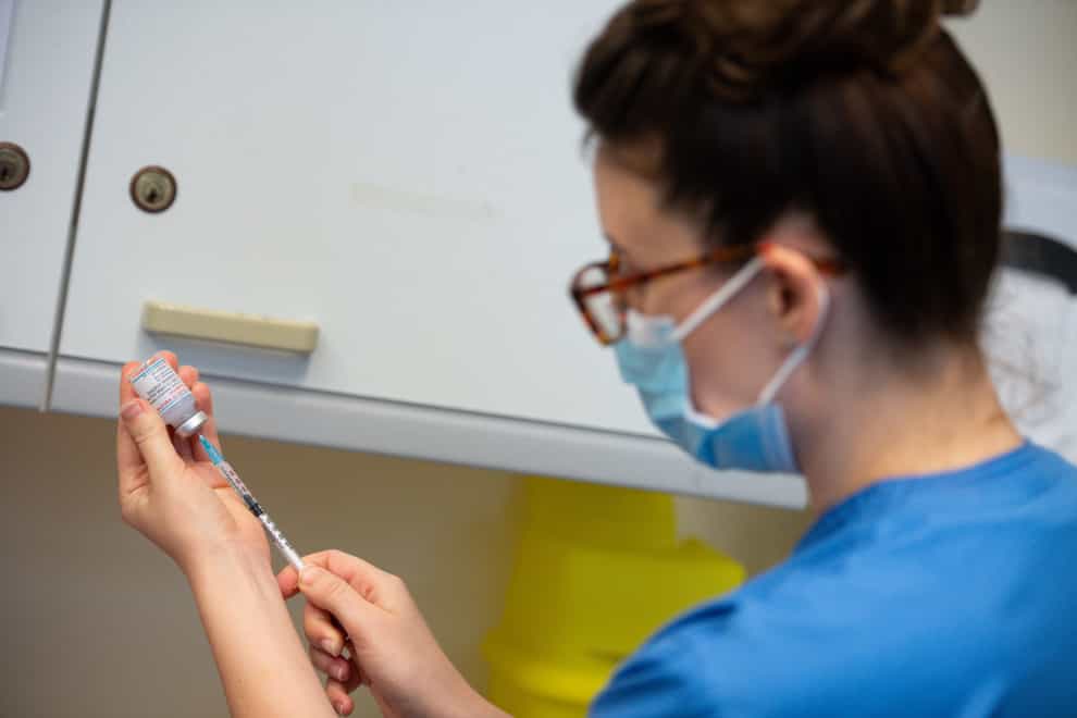 Nurse prepares Covid-19 vaccine