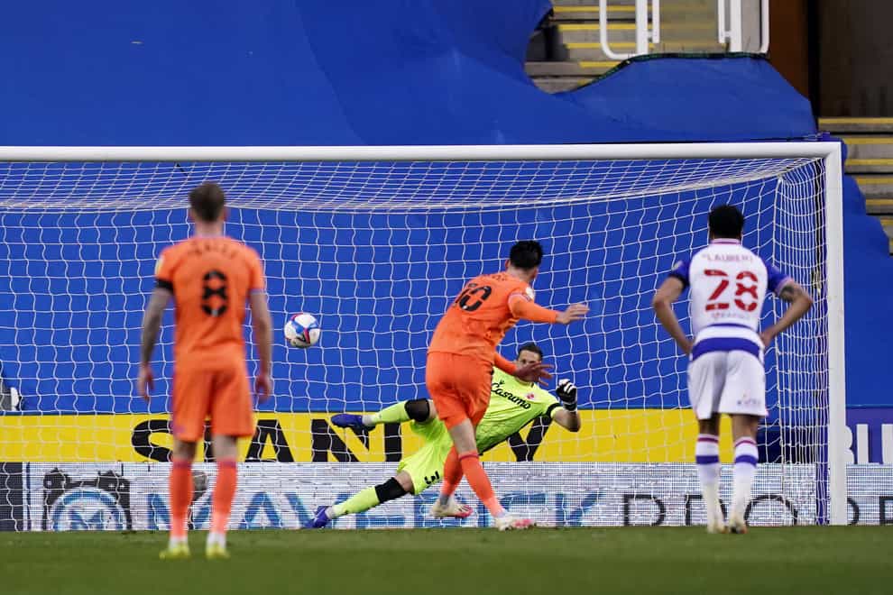Kieffer Moore scores a penalty for Cardiff