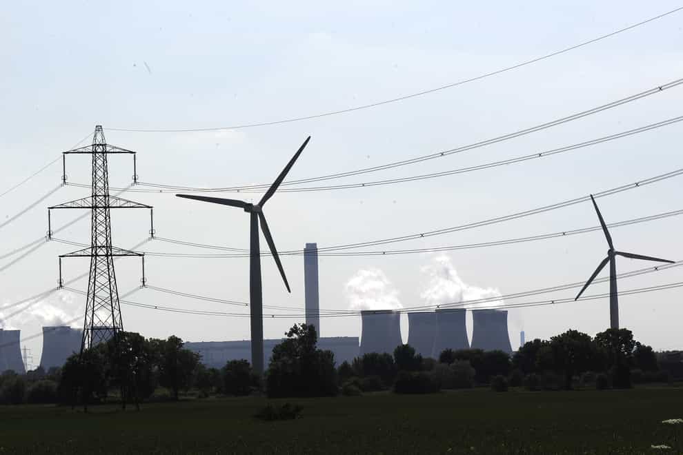 Wind turbines and power station