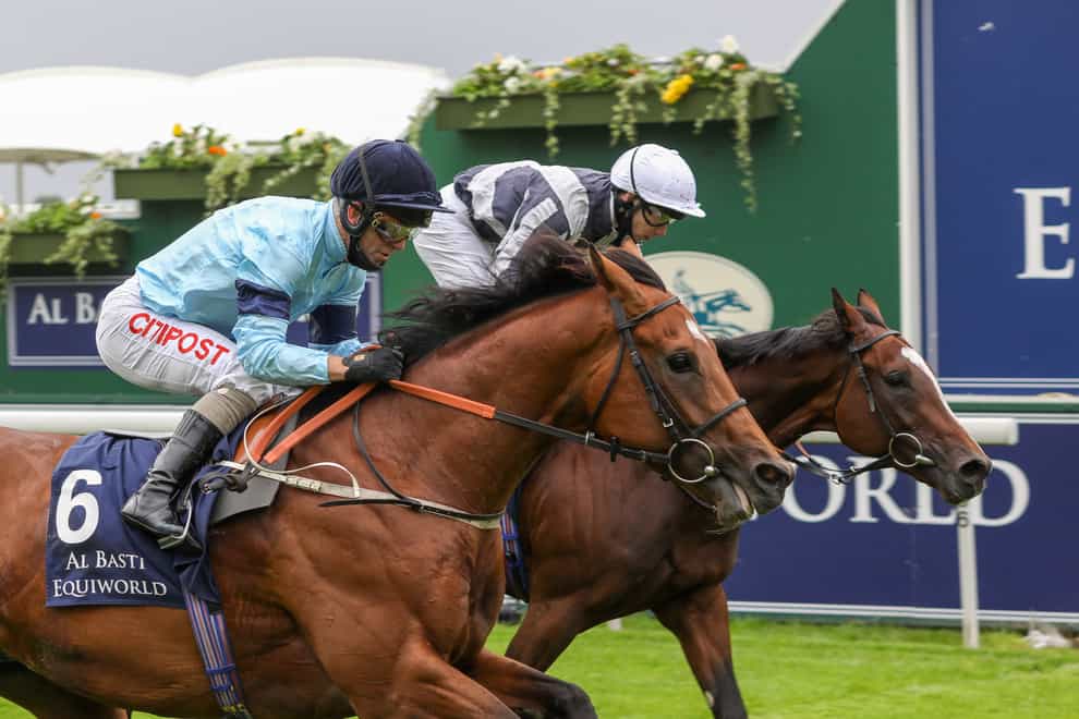 Thunderous (left) and Highest Ground in the Dante Stakes
