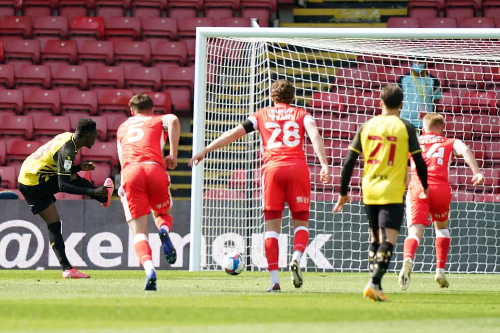Ismaila Sarr scores Watford's winner