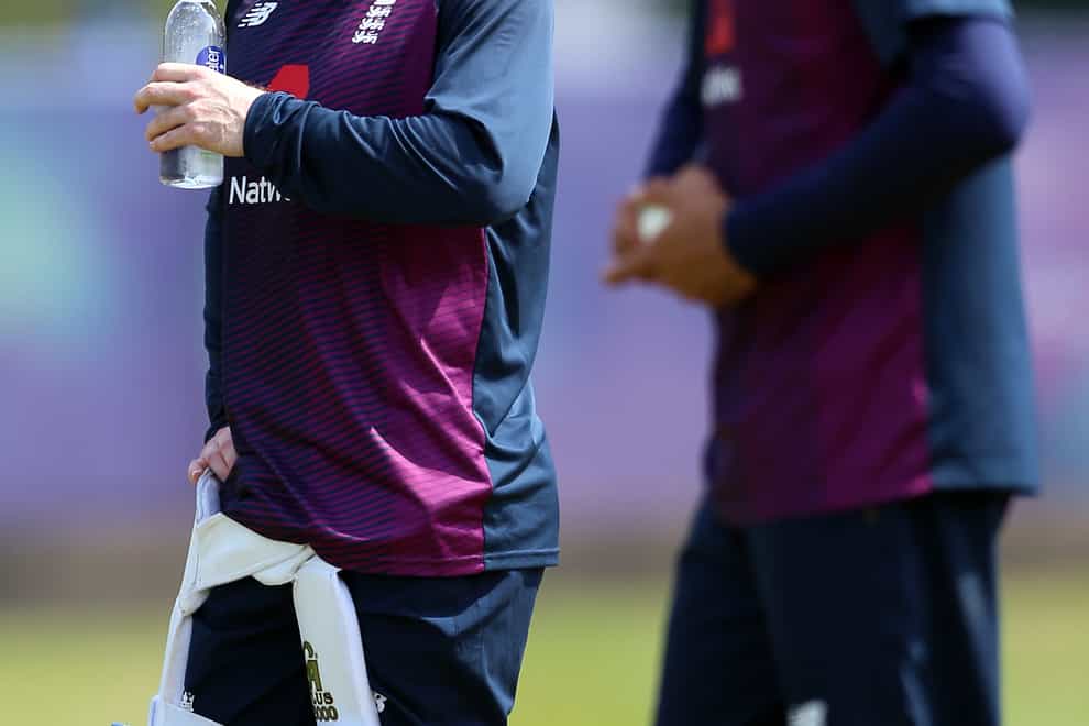 Eoin Morgan (left) and Moeen Ali are among 11 England players at the IPL