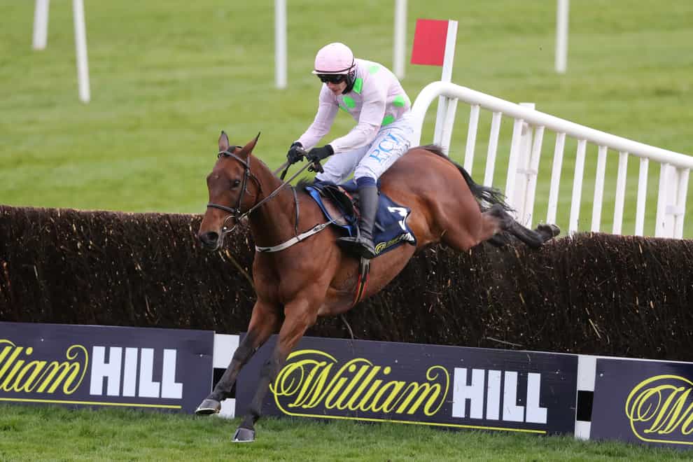Chacun Pour Soi on his way to winning the William Hill Champion Chase