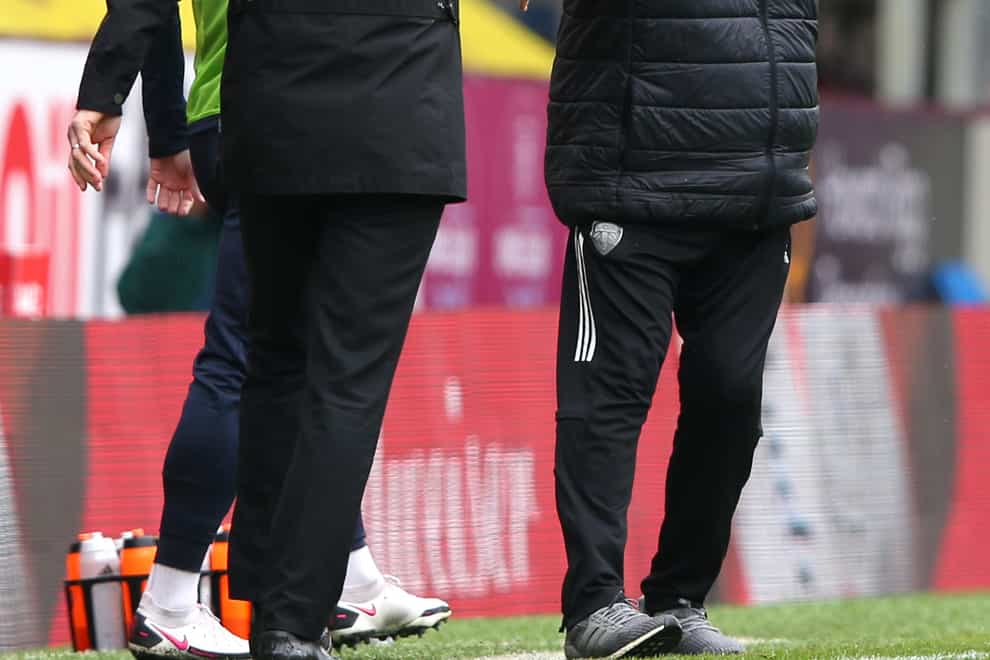 Marcelo Bielsa, right, shakes hands with Burnley boss Sean Dyche