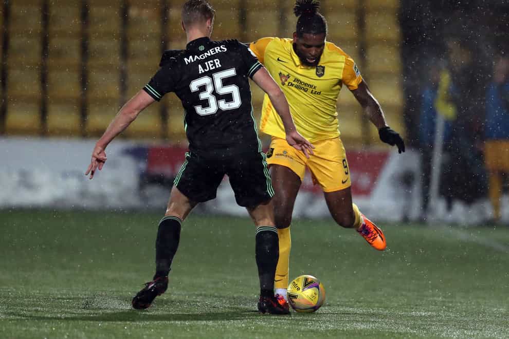 Jay Emmanuel-Thomas (right)moves from Livingston to Aberdeen
