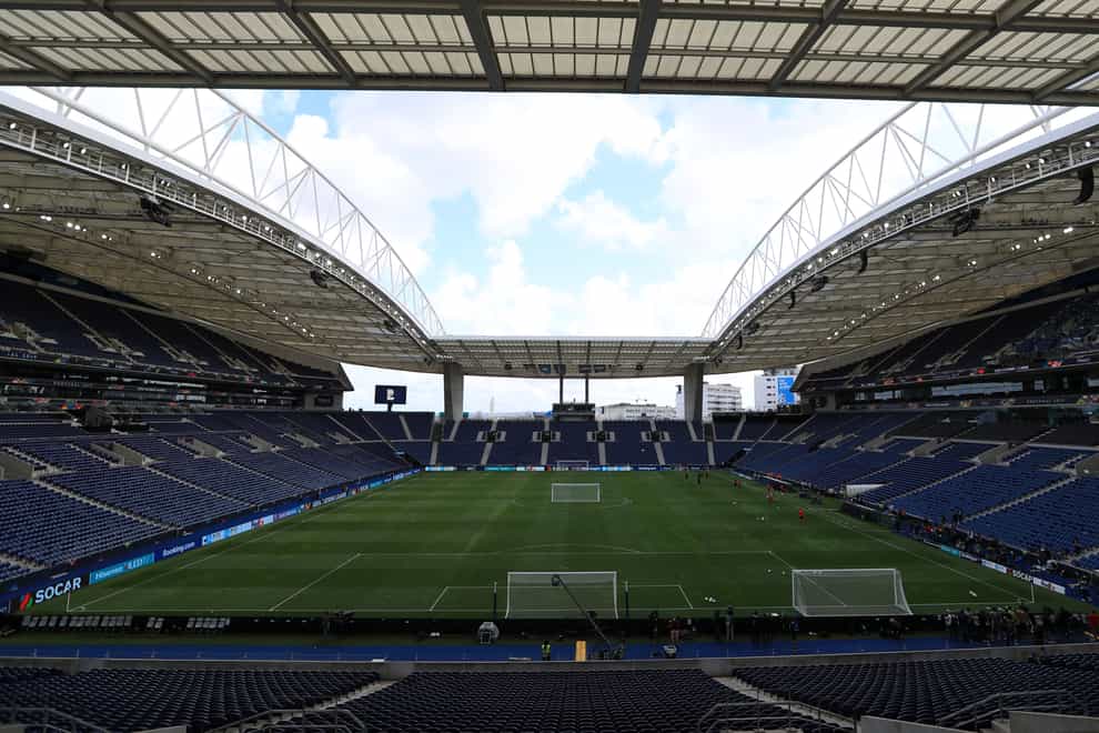 Chelsea and Manchester City fans attending the Champions League final at the Estadio do Dragao in Porto later this month have been urged to go on official club trips