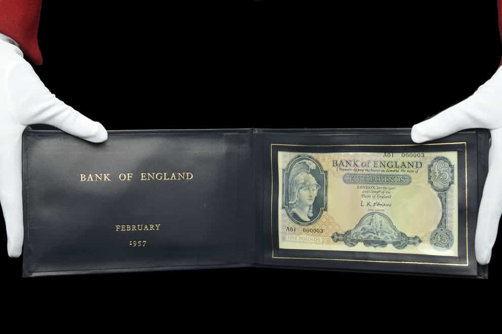 A £5 banknote was originally presented to former prime minister Harold Macmillan in 1957