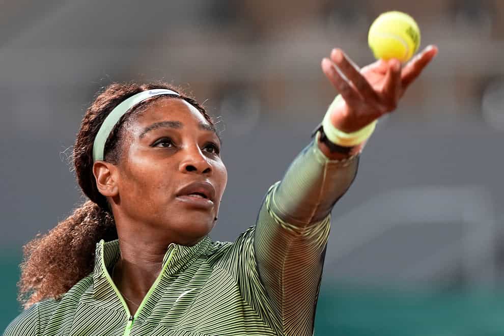 Serena Williams defeated Irina-Camelia Begu under the lights