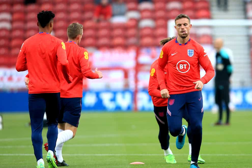 Jordan Henderson training with England