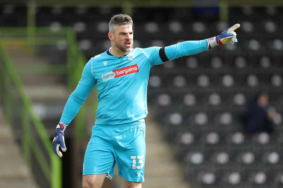 Matt Gilks has signed a new one-year deal with Bolton