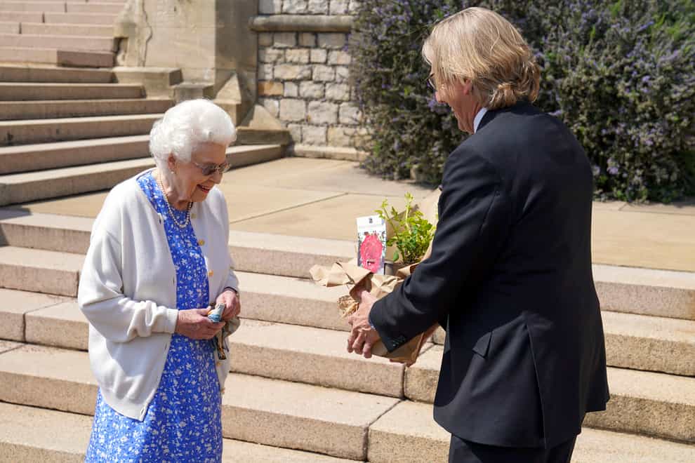 The Queen receives Duke of Edinburgh Rose
