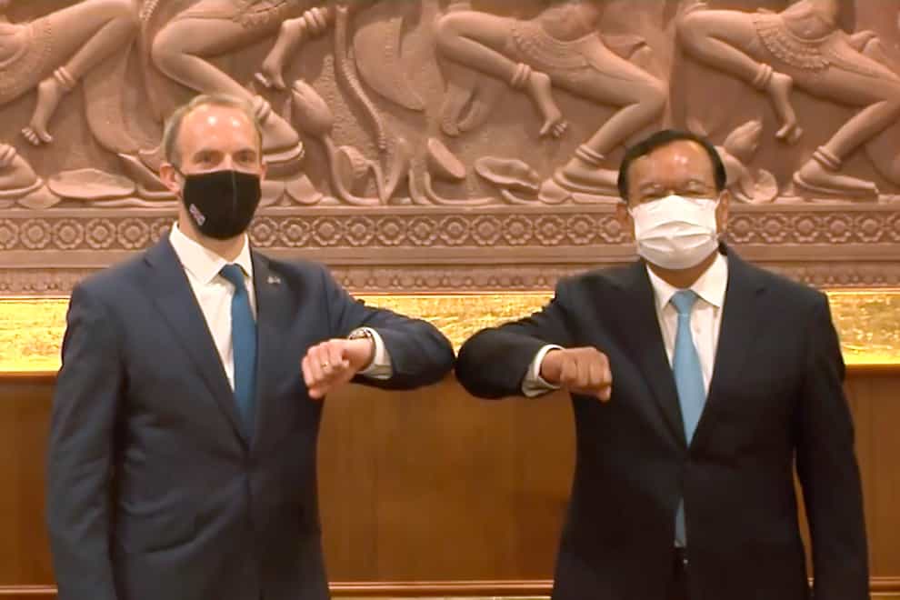 Dominic Raab and his Cambodian counterpart