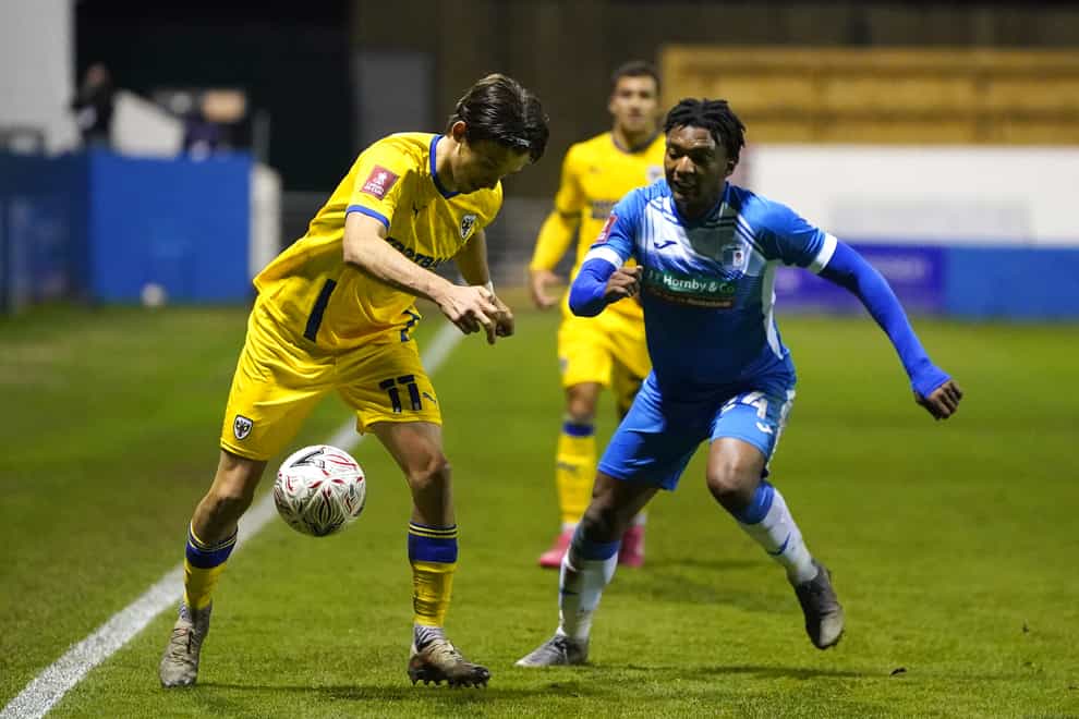 Kgosi Ntlhe in action for Barrow