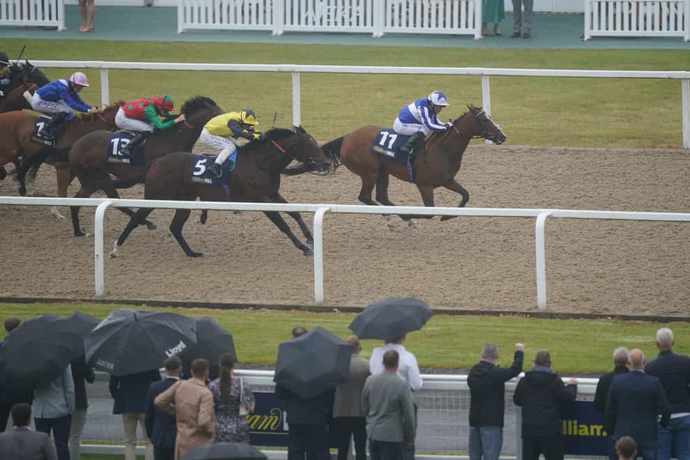 Chil Chil storms home in the William Hill Chipchase Stakes at Newcastle