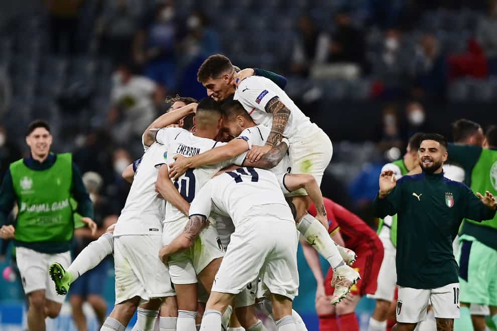 <p>Italy's players celebrate reaching the Euro 2020 semi-finals</p>