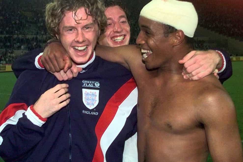 Paul Ince celebrates with Steve McManaman in Rome