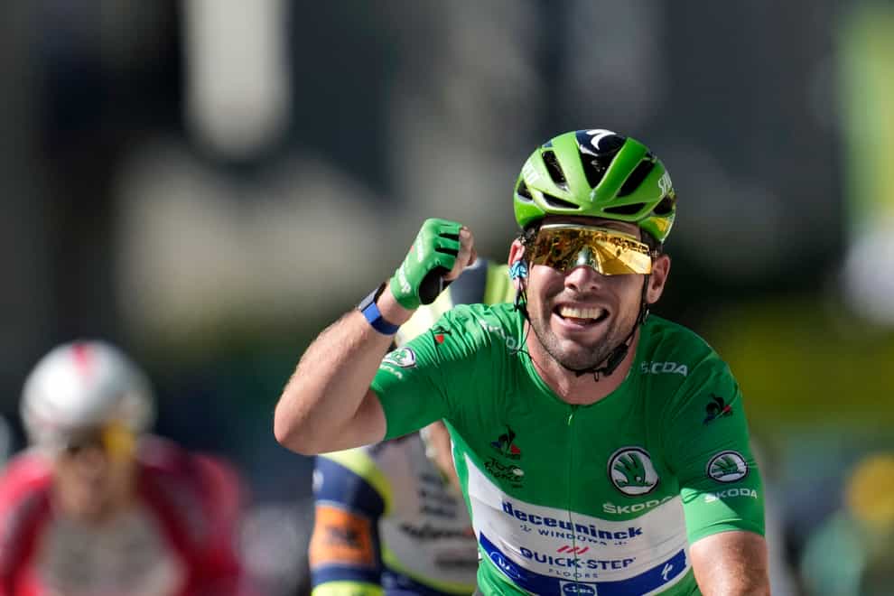 Mark Cavendish celebrates Friday's stage win