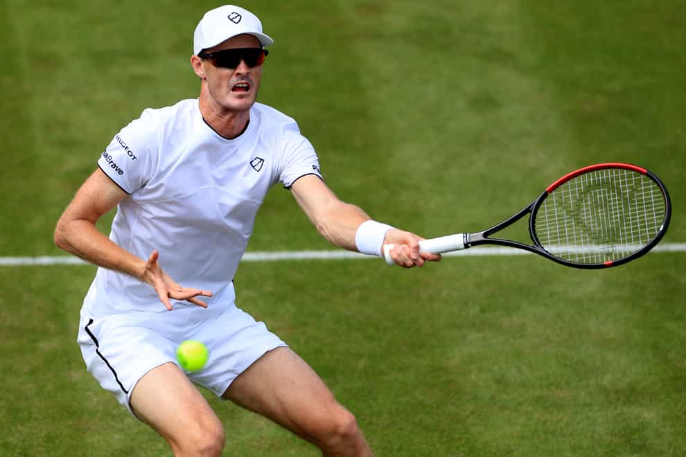 Jamie Murray in action