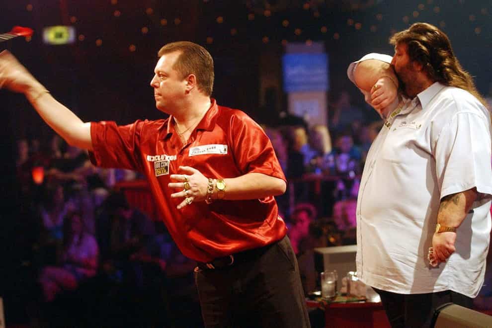 Mervyn King and Andy Fordham contested the BDO World Championships final in 2004