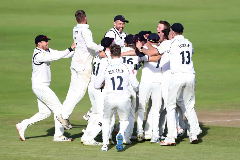 Warwickshire finished off Somerset in ruthless fashion to claim the LV= Insurance County Championship title (Bradley Collyer/PA)