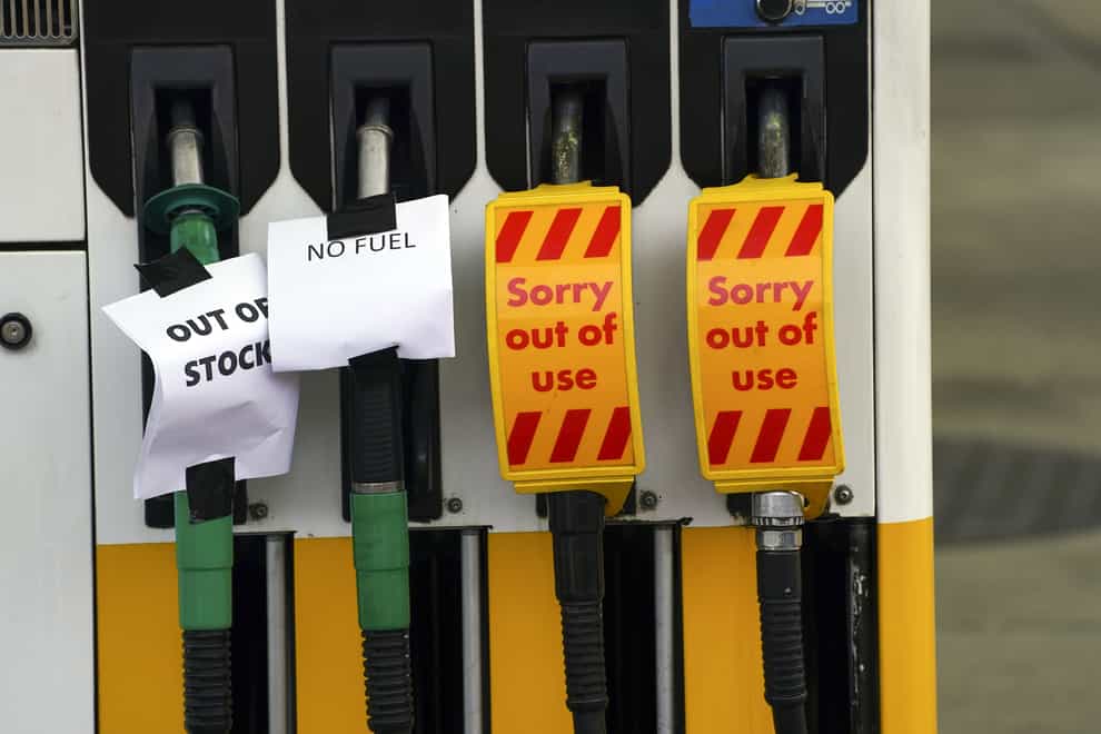 A Shell petrol station in Bracknell, Berkshire without fuel pictured on September 26, 2021 (PA)