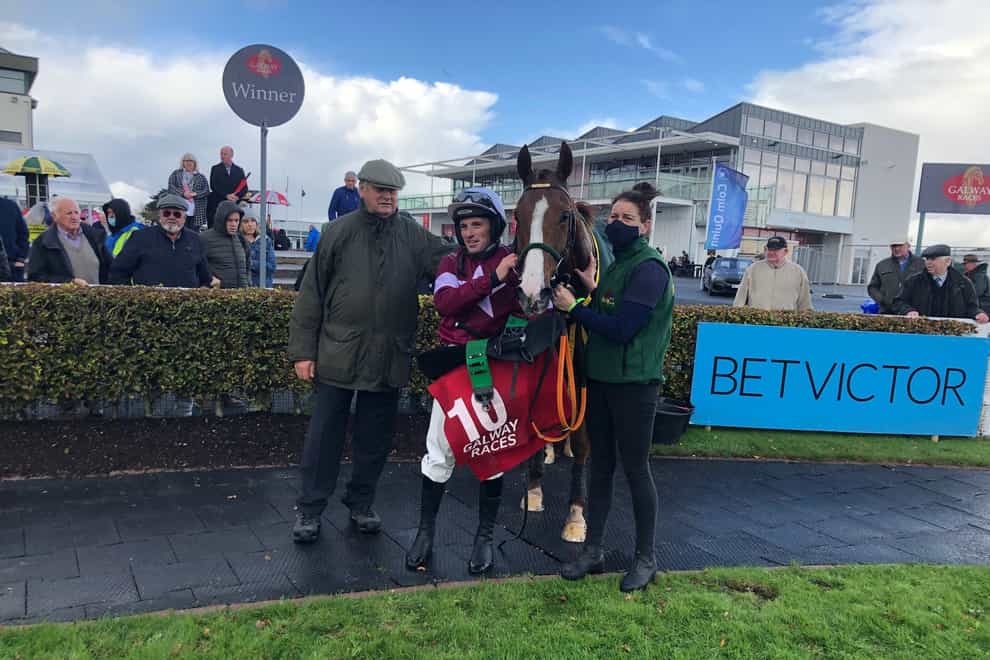 Sixshooter and connections after his Galway success (PA)
