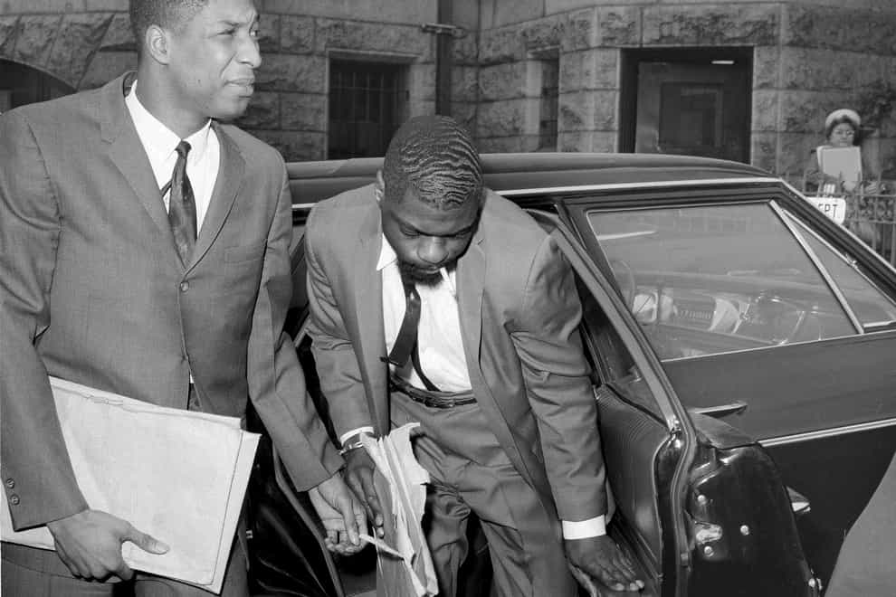 Co-defendants John Artis and Rubin ‘Hurricane’ Carter arrive at Pasaic County Courthouse Annex in 1967. (Anthony Camerano/AP)