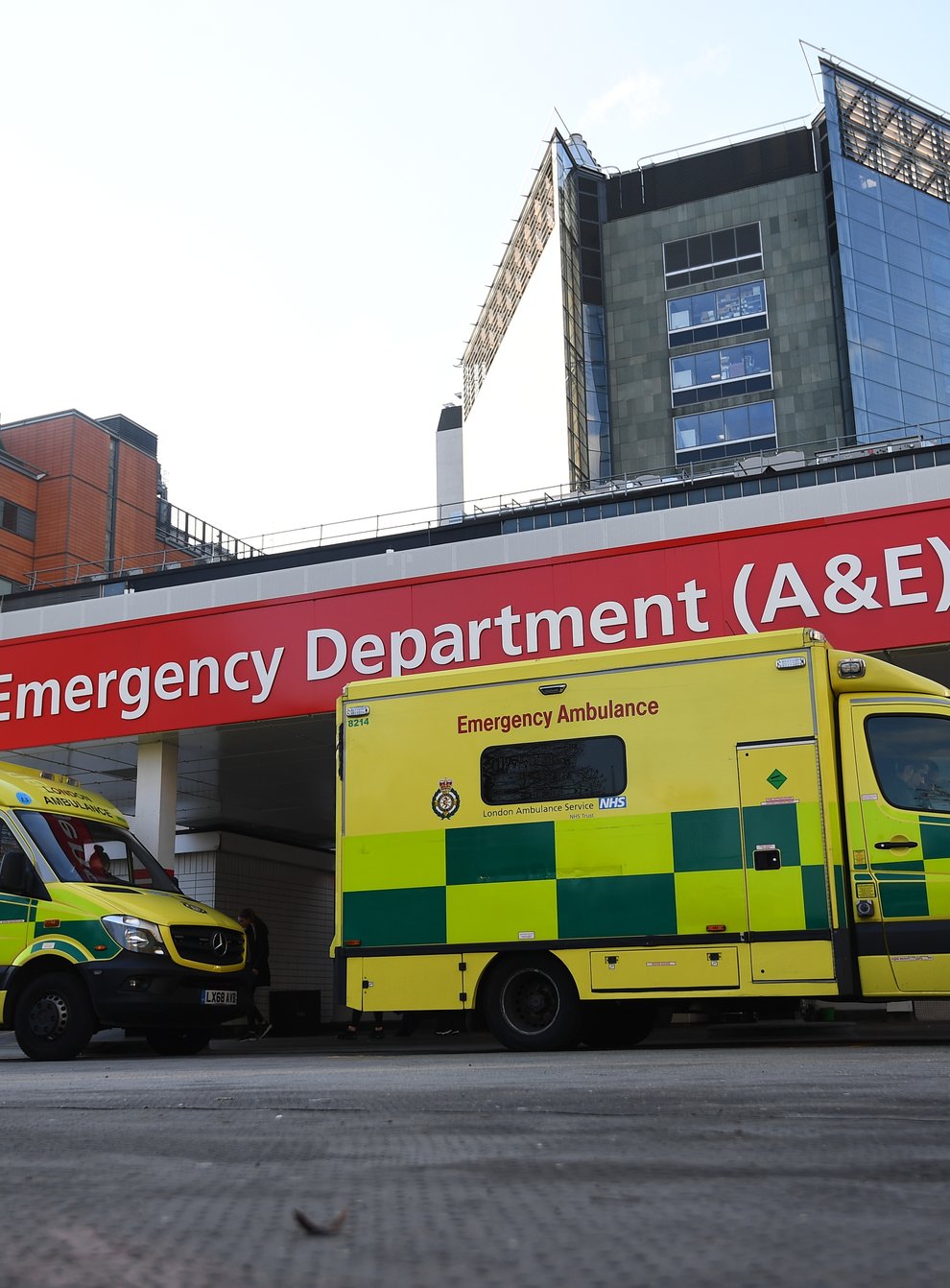 Paramedics should be able to hand patients over to A&E staff within 15 minutes of arriving at hospital (Victoria Jones/PA)