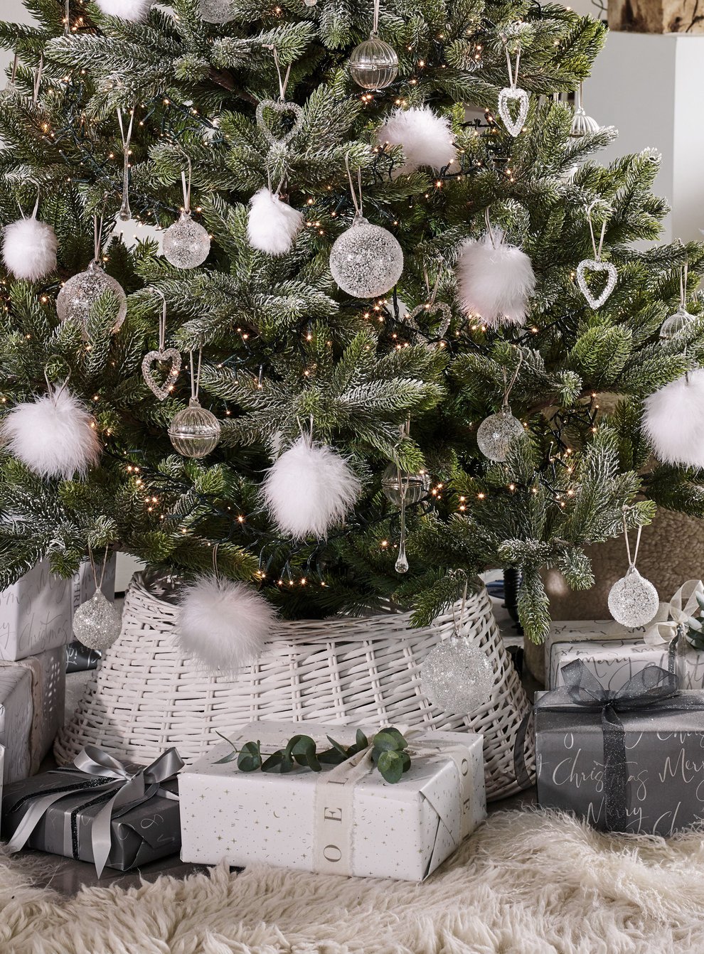 White Wicker Christmas Tree Skirt, The White Company (The White Company/PA)